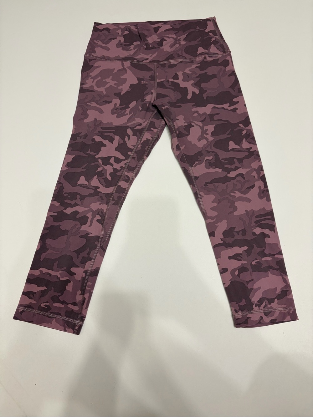 lululemon athletica Purple Camo Leggings size 8 activewear trendy casual daily